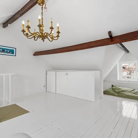 Karaktervolle En Ruime Woning Aan Zee Voor 10p Semesterbostad